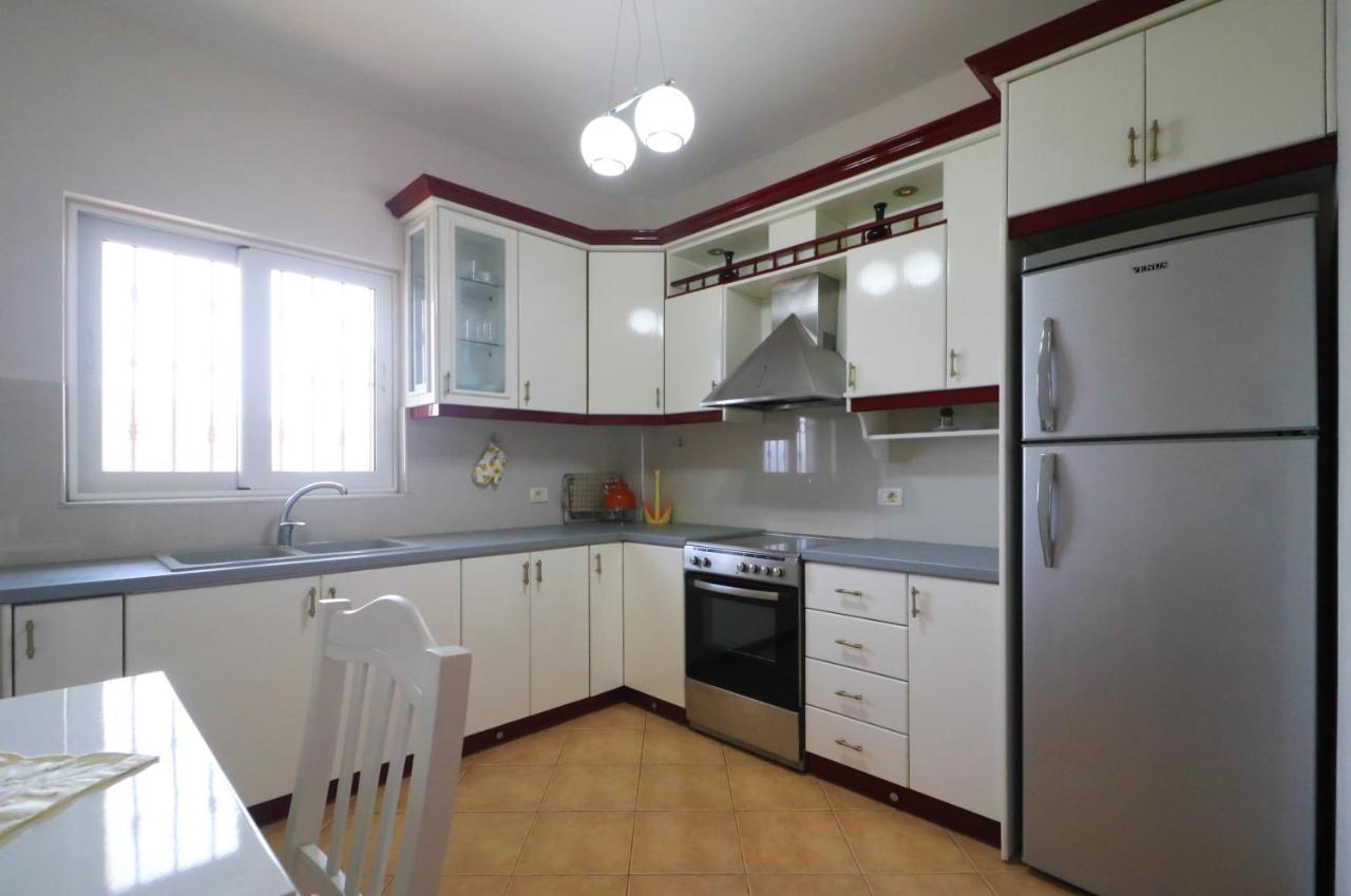 Apartments Vila Roboci Саранде Екстериор снимка