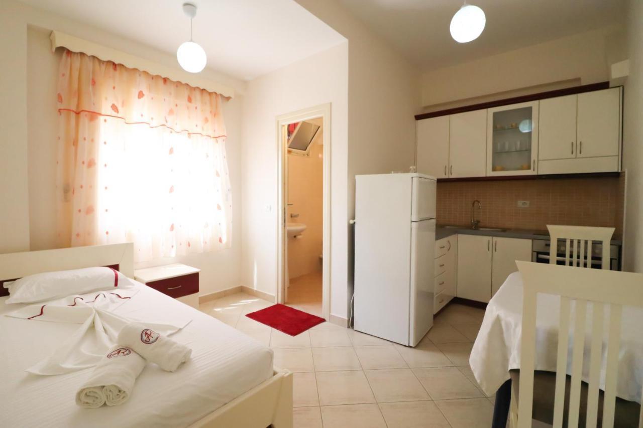 Apartments Vila Roboci Саранде Екстериор снимка