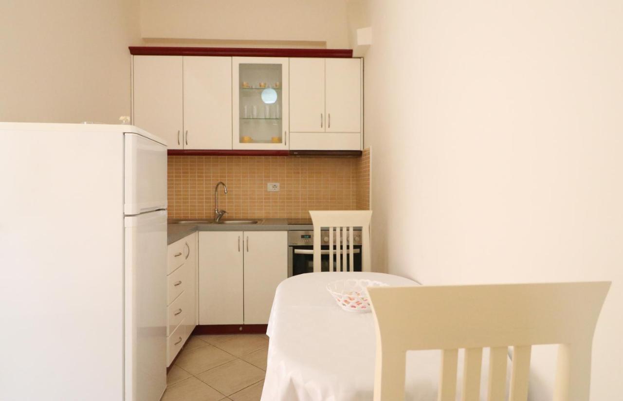 Apartments Vila Roboci Саранде Екстериор снимка