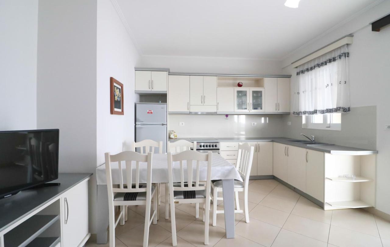 Apartments Vila Roboci Саранде Екстериор снимка
