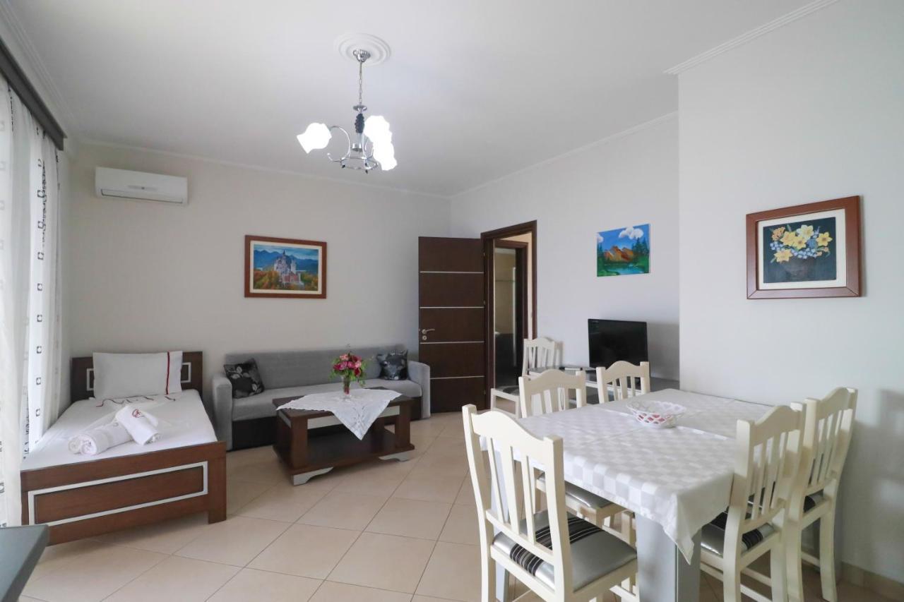 Apartments Vila Roboci Саранде Екстериор снимка